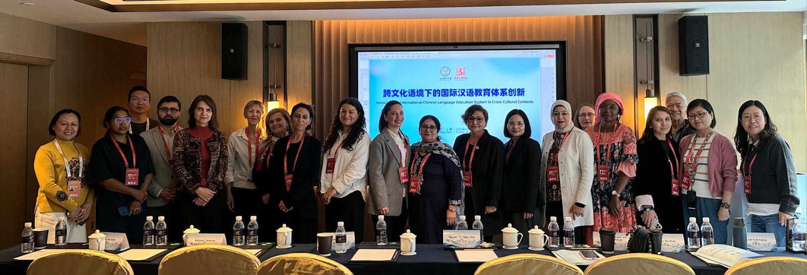 ҚазҰУ ғалымы Шанхайдағы халықаралық қытайтану форумы мен кәсіби мамандар конгресіне қатысты